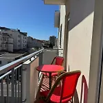 Spacieux Pied-a-terre-vue Apartamento *