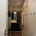 Spacieux Pied-a-terre-vue 아파트 *